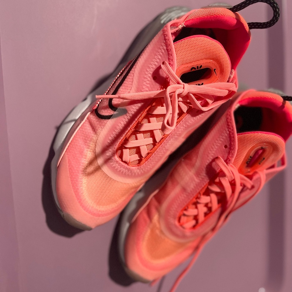 Nike 2090 Women's Athletic Shoes - Coral and Silver